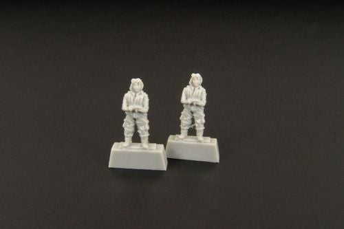 Brengun BRL144080 1:144 Japanese pilot WWII standing figures x 2