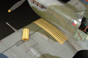 Brengun BRL32008 1:32 British walkboards--PE set RAF maintenance walkboards WWII