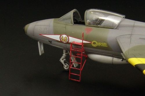Brengun BRL72017 1:72 Hawker Hunter & BAe Harrier Step Ladders