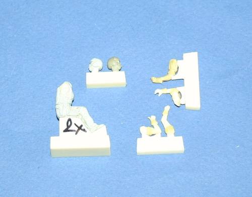 CMK/Czech Master Kits CMF48103 1:48 Vietnam LRRP US Helicopter crew x 2