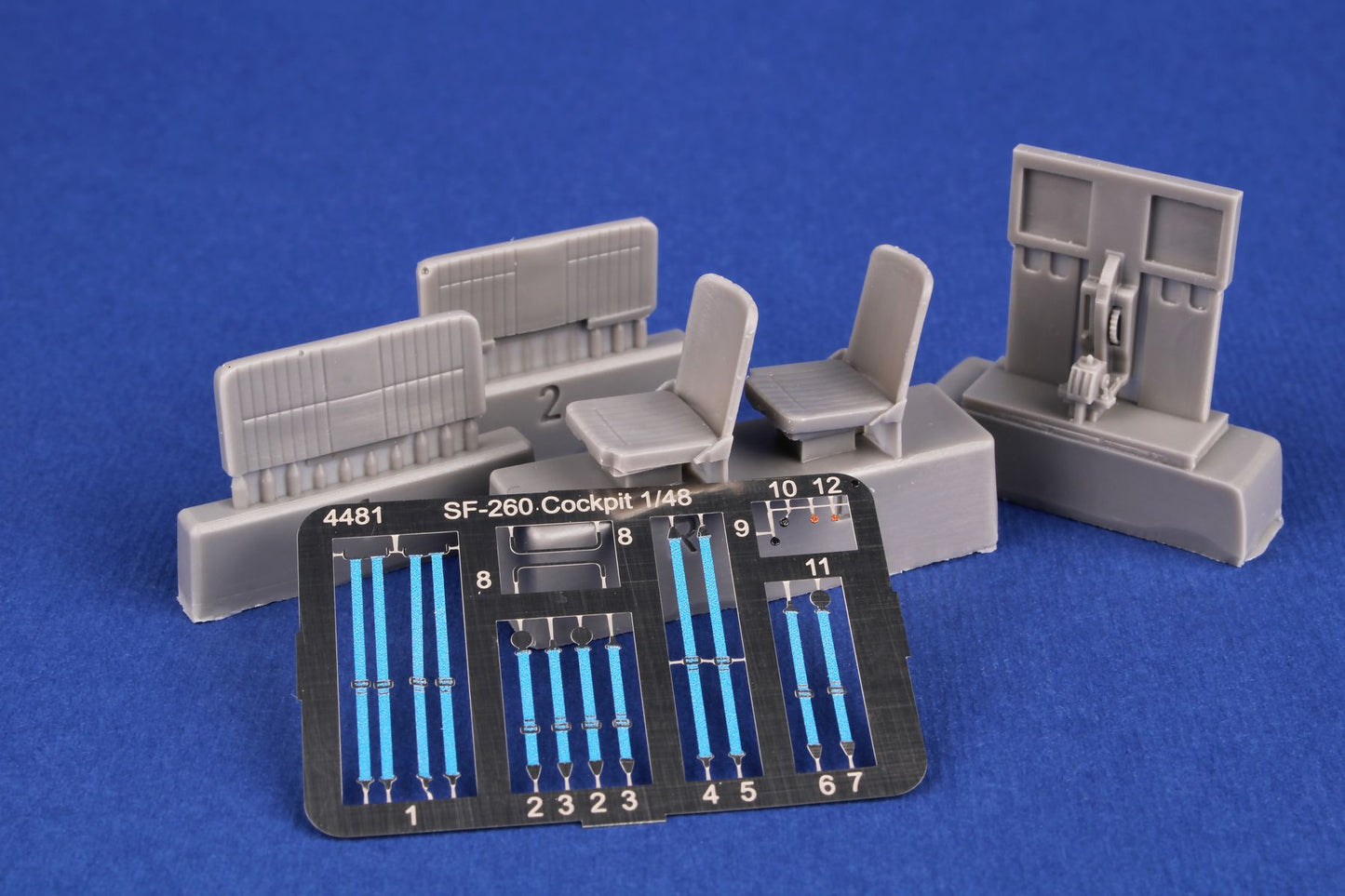 CMK CMK4481 1:48 SIAI-Marchetti SF-260 Centre Console & Seats