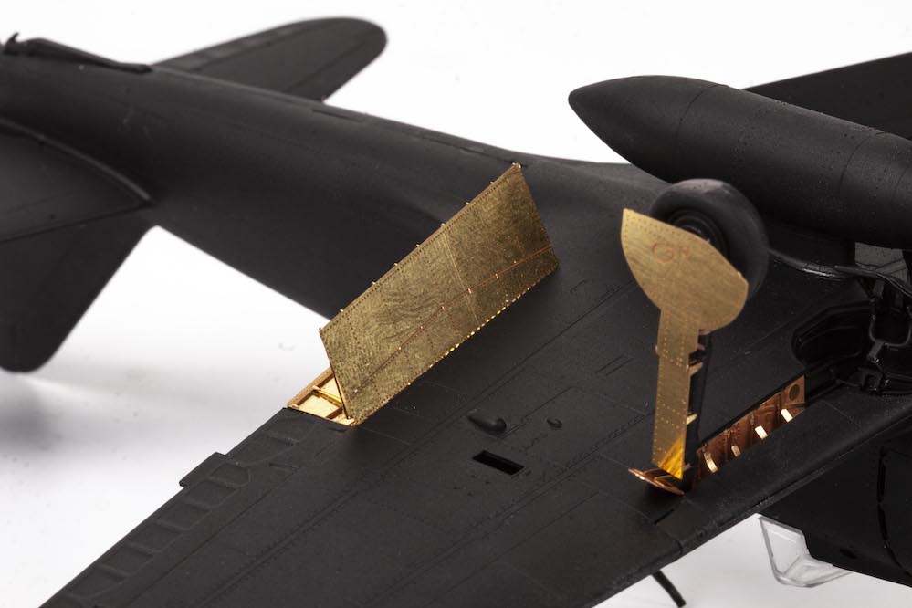 Eduard ED481105 1:48 Mitsubishi A6M2b Zero Fighter Model 21 landing flaps
