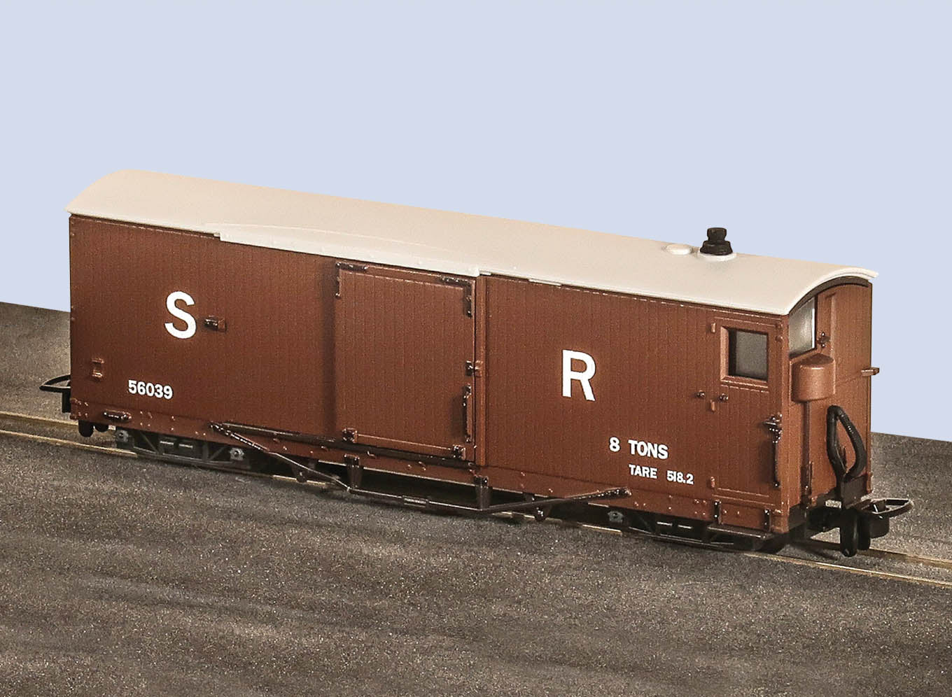 PECO GR-241AC Lynton & Barnstaple 8 ton Bogie Goods Brake Van, SR, Brown, No.50639, Closed Veranda OO9 Gauge