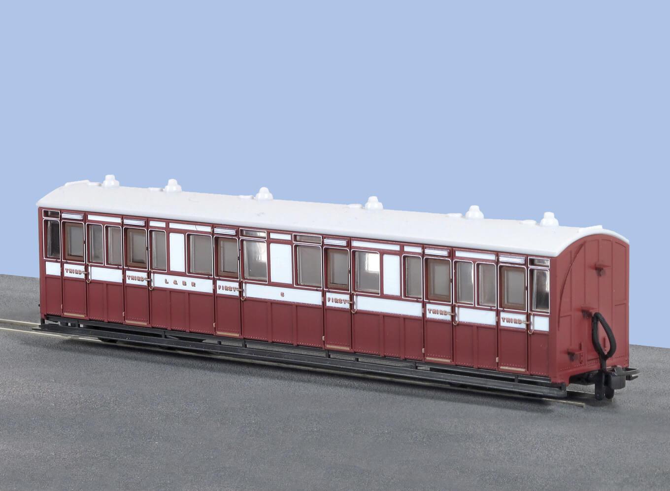 PECO GR-400A Composite Coach Lynton and Barnstaple Livery No 5 OO9 Gauge