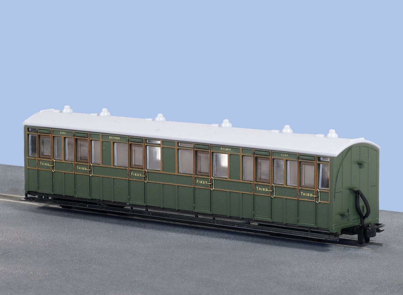 PECO GR-401A Composite Coach SR Livery No 6364 OO9 Gauge