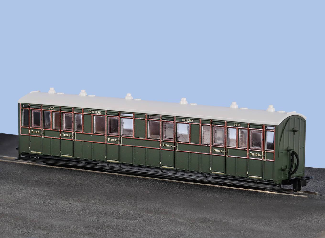 PECO GR-401B Composite Coach SR Livery No 6365 OO9 Gauge