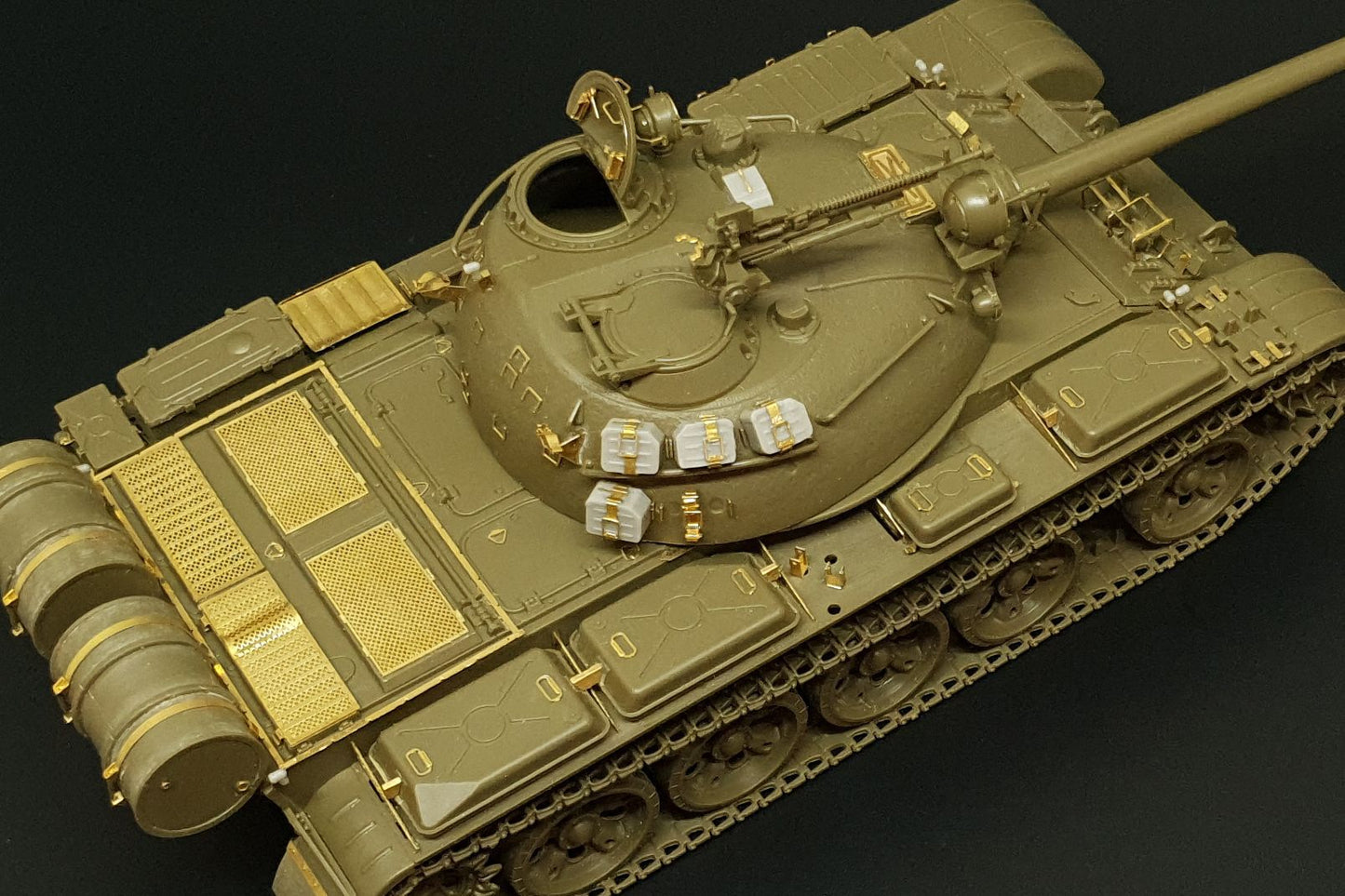 Hauler HLX48398 1:48 Soviet T-55