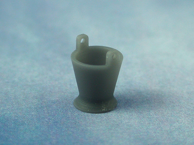 Radio Active Bucket 1:32 (pk2) RMABR593