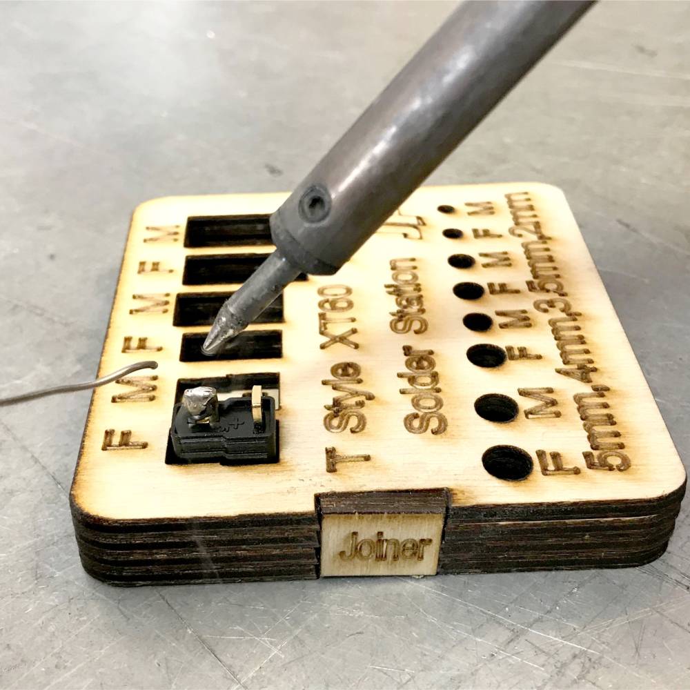 JP Multi Plug Solder Station Jig DA0003