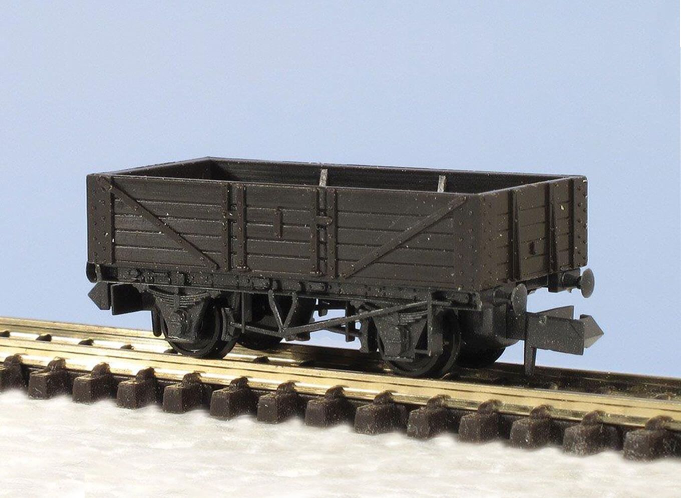 PECO KNR-40 5 Plank Open Wagon N Gauge
