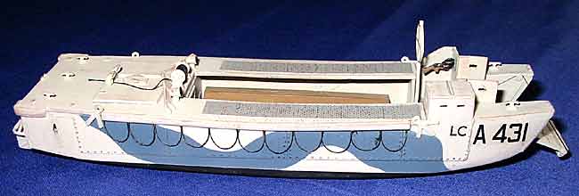 Mach 2 MACHAR03 1:72 British L.C.A