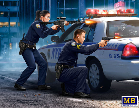 Master Box MAS24064 Heist No.1 Police Figures 1:24