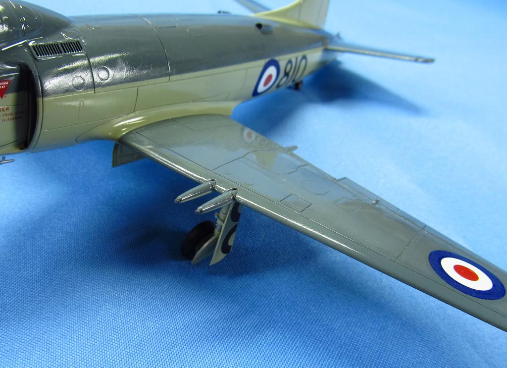 Metallic Details MDMDR48168 1:48 Supermarine Attacker FB.2