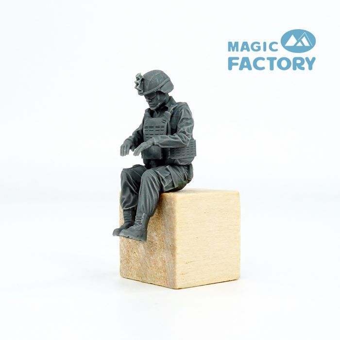 Magic Factory MF7502 1:35 MRZR D4 Ultralight Crew Set