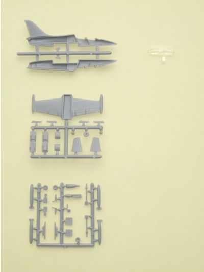 Mark I Models MKM14439 Aero L-39ZA/L-139 Albatros 2000 1:144