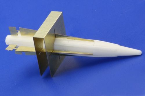 Maestro Models MMMK4844 1:48 2 x RB27 AIM-26B Falcon with fin alignment tool