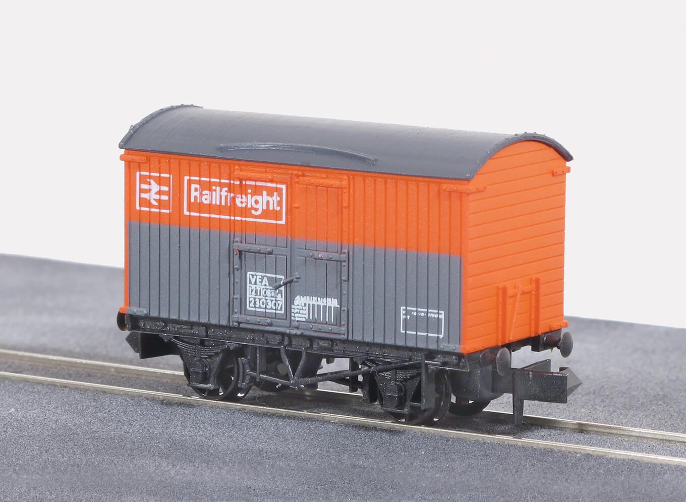 PECO NR-42R Box Van N Gauge
