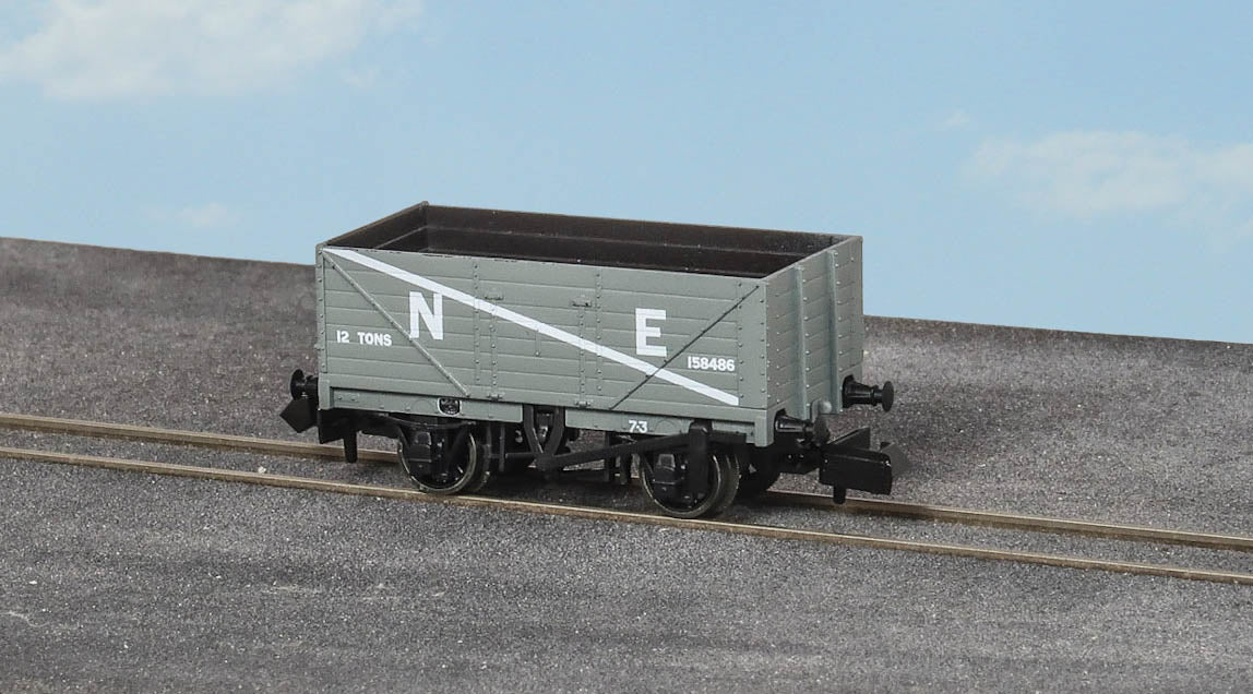 PECO NR-7001E 9ft 7 Plank Open Wagon, NE N Gauge