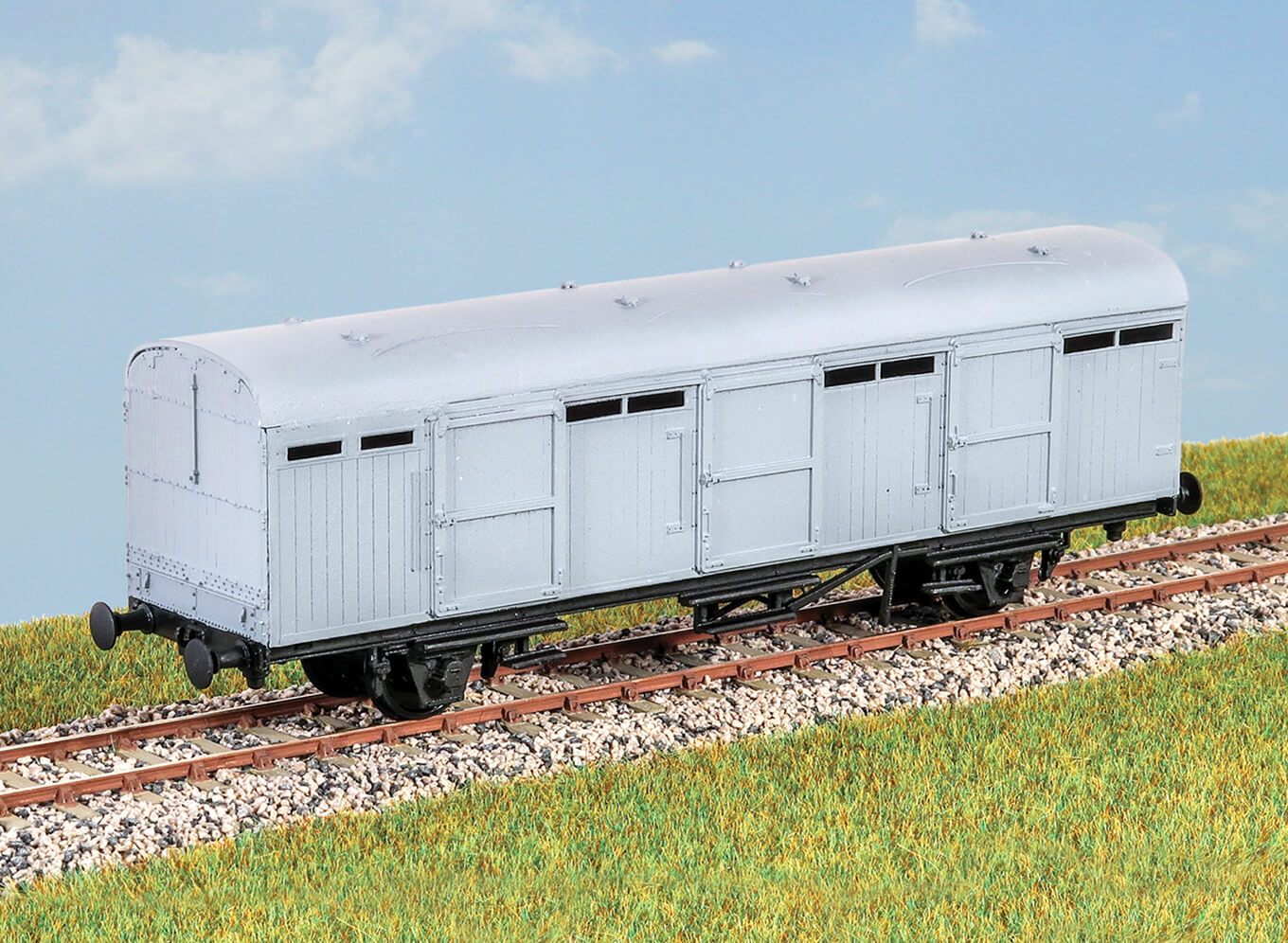 Parkside PC30 LNER Extra Long CCT Van HO/OO Gauge