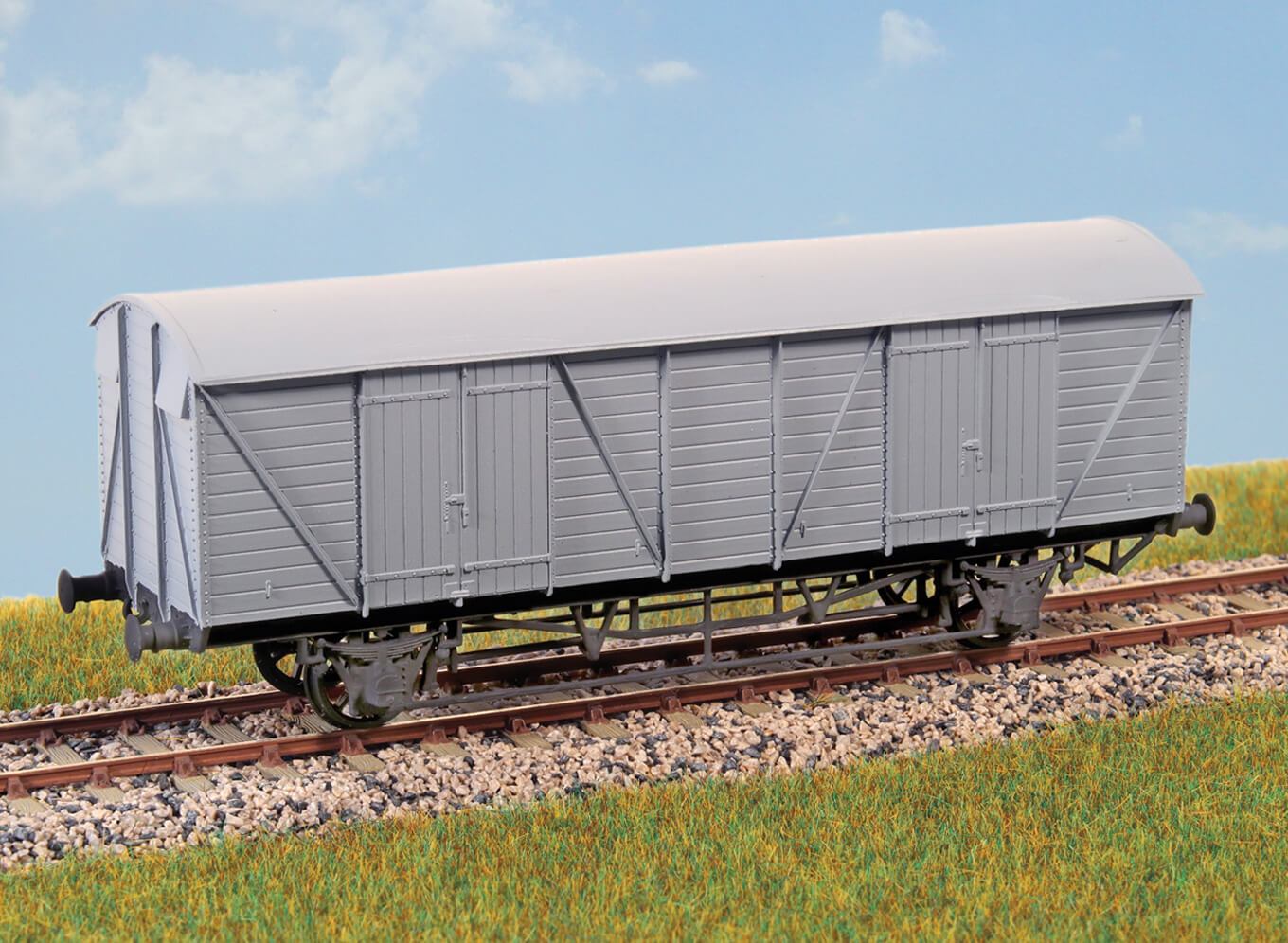 Parkside PC48 GWR Mink Goods Van HO/OO Gauge