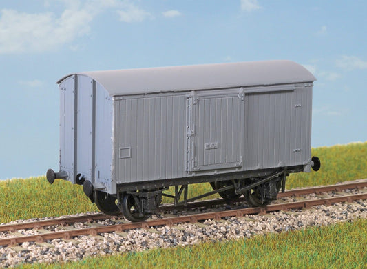 Parkside PC56 LNER 10ton Fish Wagon HO/OO Gauge