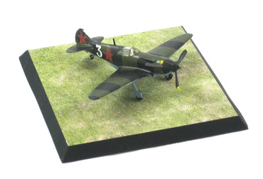 Peewit PEE142004 1:144 Grass Field 7.3 x 7.3cm