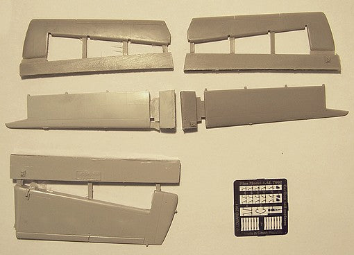 Plus Model PMAL7002 1:72 de_Havilland_Canada DHC-4 Caribou