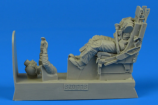 Aerobonus QAB320113 1:32 USAF Pilot for F-105D/G with Ejection Seat