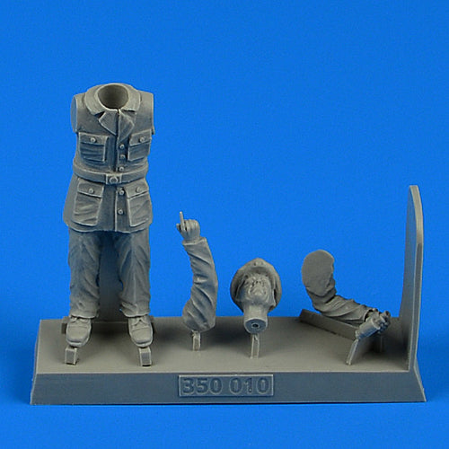 Aerobonus QAB350010 1:35 Kriegsmarine WWII Officer Figure