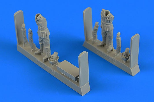 Aerobonus QAB480201 1:48 WWII German Soldiers with ammunition box