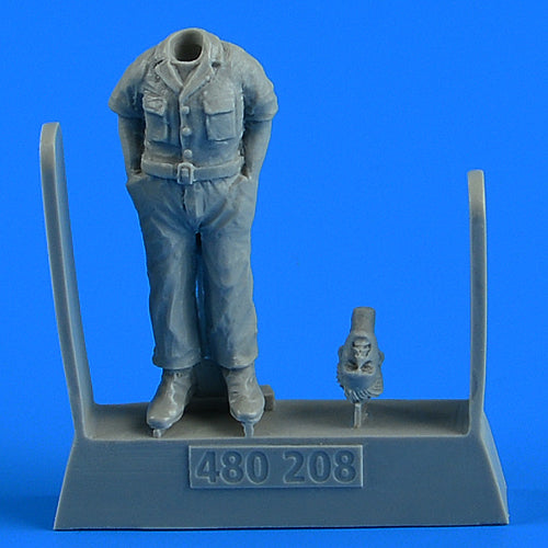 Aerobonus QAB480208 1:48 USAF WWII Aircraft Mechanic