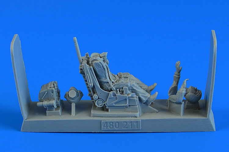 Aerobonus QAB480211 1:48 Soviet Pilot for Su-27 with Ejection Seat
