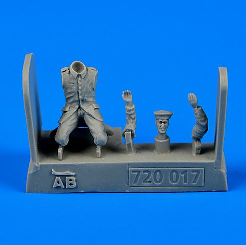 Aerobonus QAB720017 1:72 German and Austro-Hungarian Aircraft Mechanic WWI