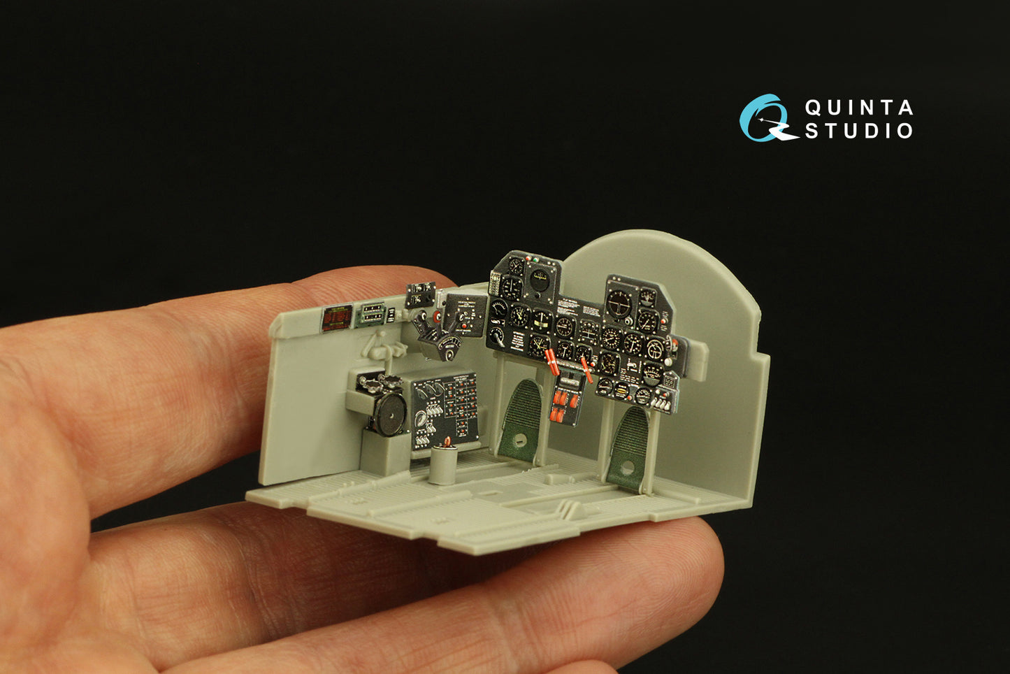 Quinta Studio QD32187 1:32 Republic P-47D Thunderbolt Bubbletop