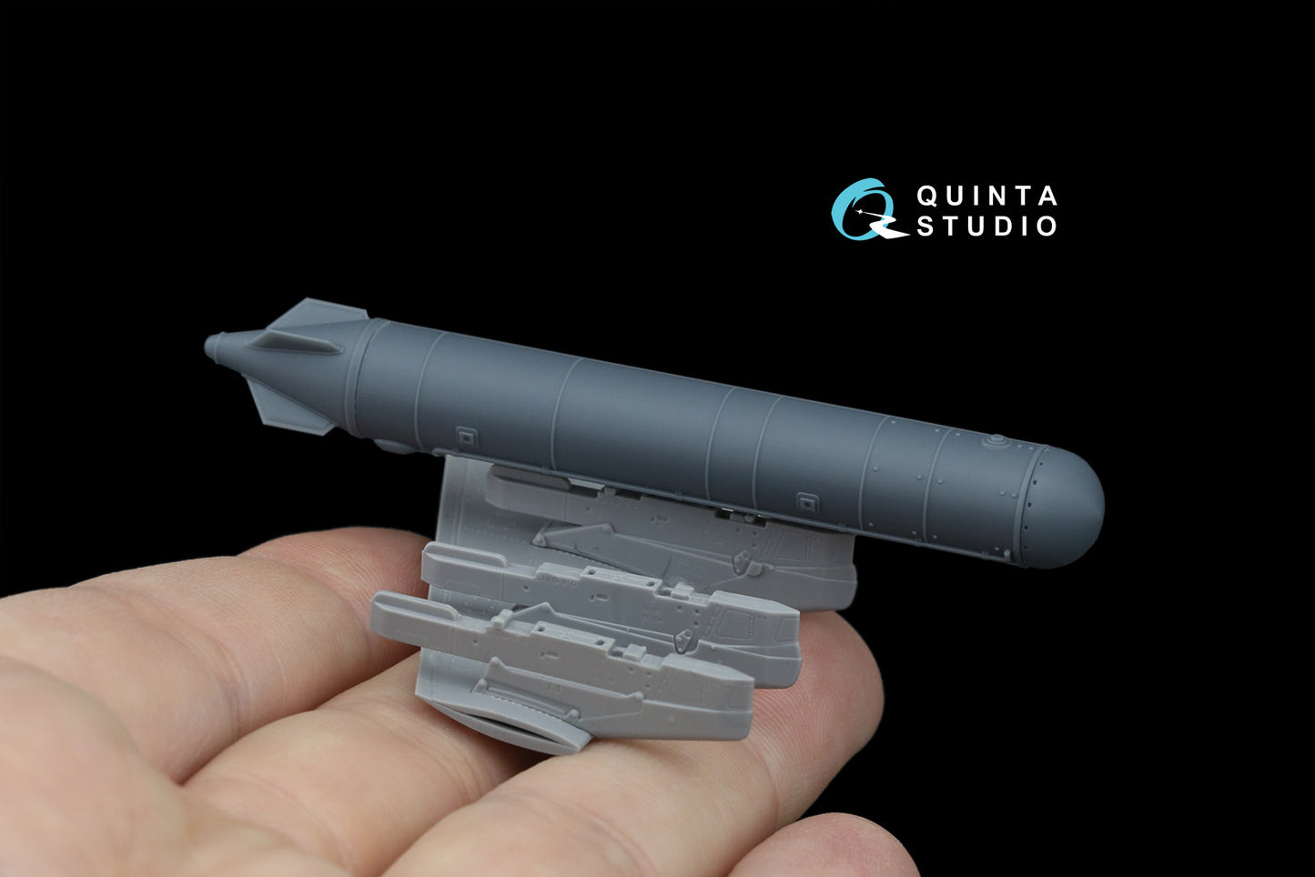 Quinta Studio QT48098 1:48 External Fuel Tank for Kamov Ka-52 PTB-550