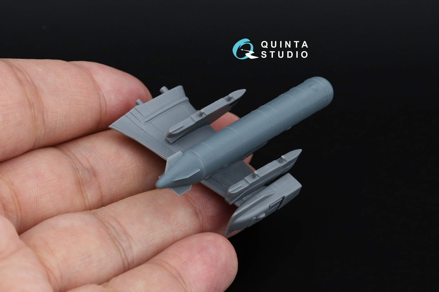 Quinta Studio QT72037 1:72 External Fuel Tank for Kamov Ka-52 PTB-550