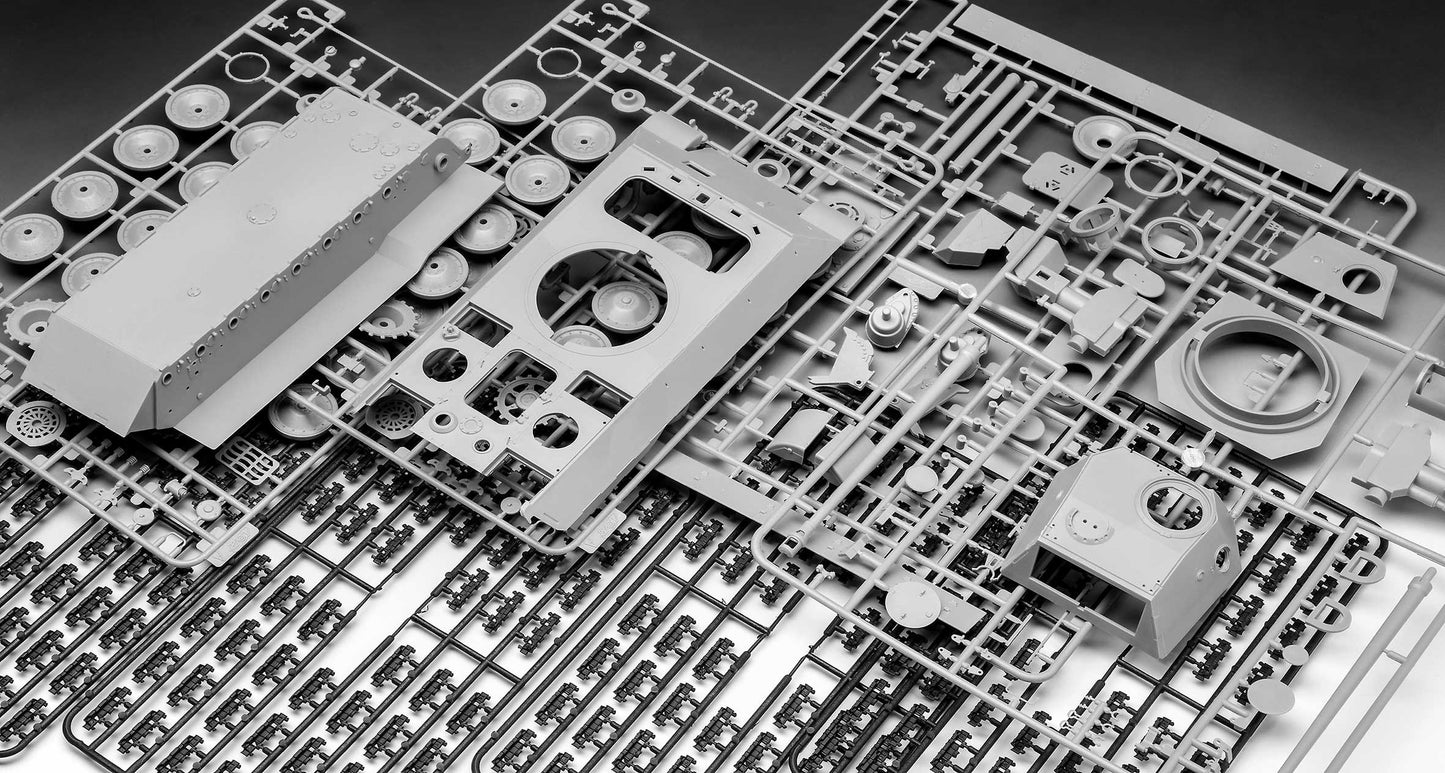 Revell 3273 Panther Ausf 1:35 Model Kit