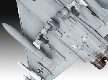 Revell 3843 Eurofighter Typhoon Luftwaffe Demo 2020 Quadriga 1:72 Model Kit