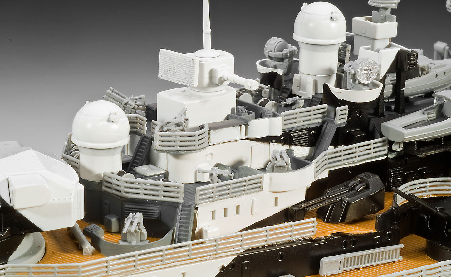 Revell 50960 Tirpitz German Battleship 1:350 Model Kit