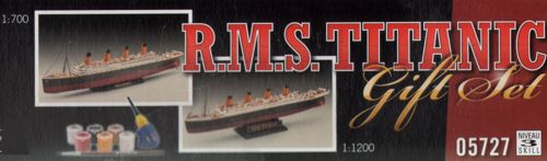 Revell 5727 R.M.S Titanic 2-Kit Gift Set 1:1200, 1:700 Model Kit