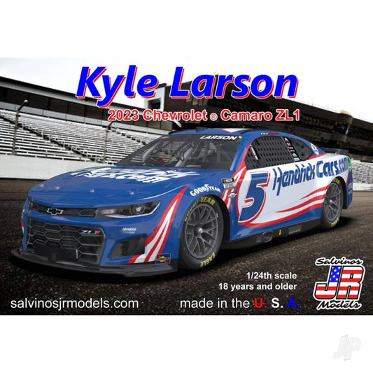 Salvinos JR 2023 Kyle Larson Chevy Camaro - HendrickCars Primary 1:24 Model Kit