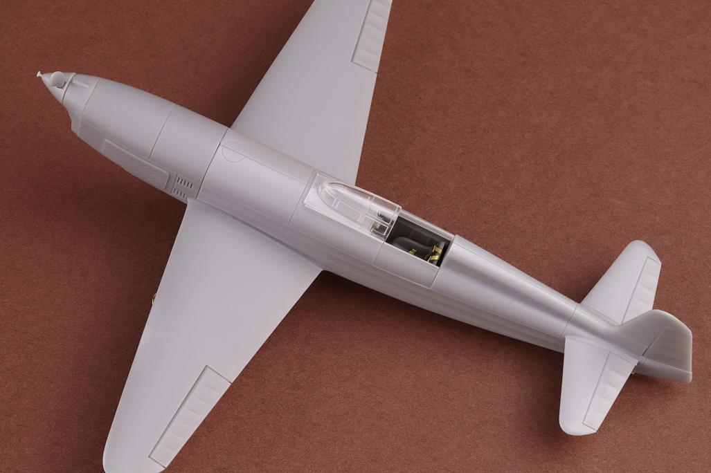 SBS Model SBSK4009 1:48 Caudron C.460