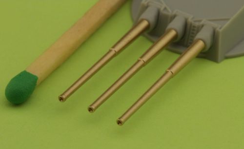 Master SM700-026 1:700 Italian 381mm/50