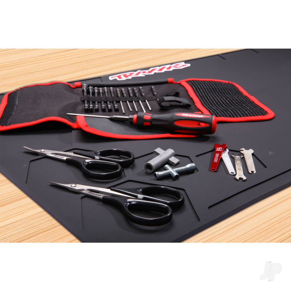 Traxxas 36x20in Rubber Pit Mat 3426