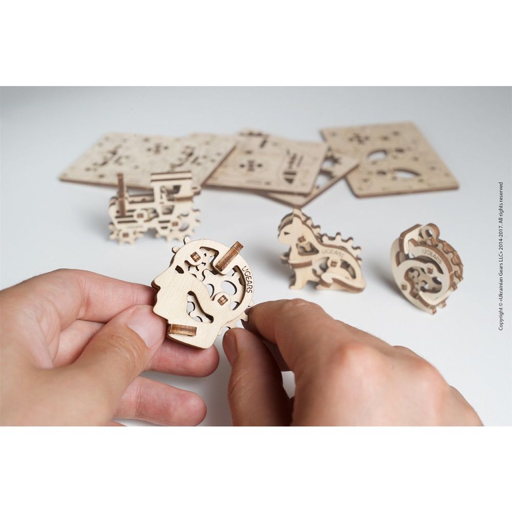 UGEARS 70029 U-Fidget Tribiks Wooden Model Kit