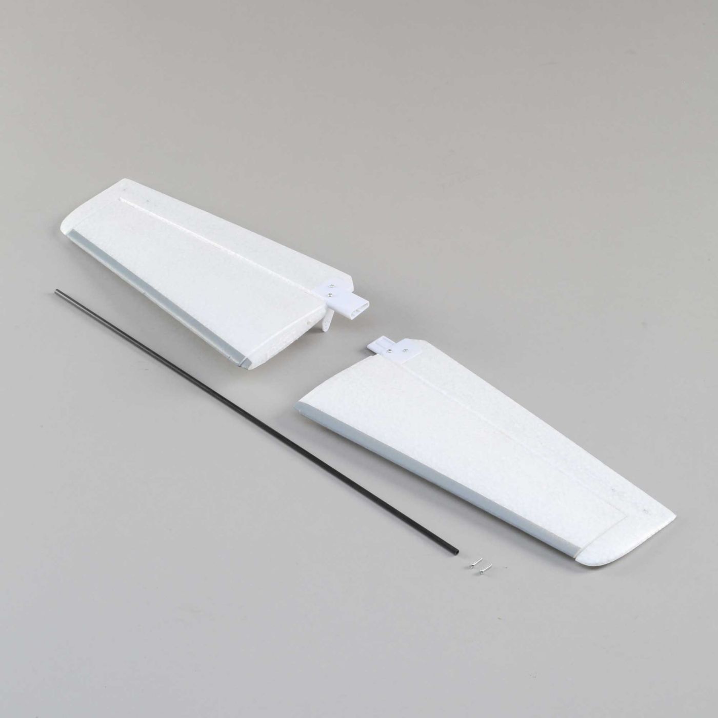 E-flite Horizontal Stab w/Tube: SR-22T EFL5954