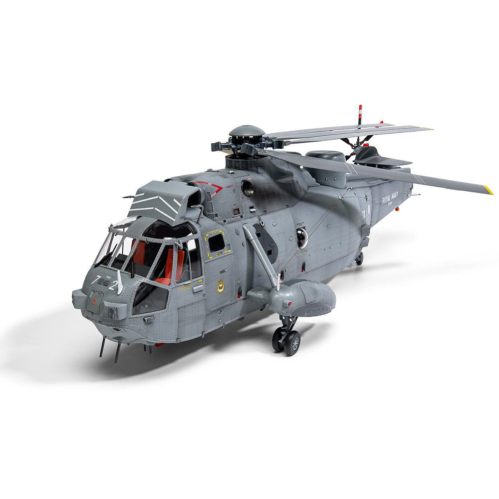 Airfix A11006 Westland Sea King HAS.1/HAS.5/HU.5 Helicopter 1:48 Model Kit