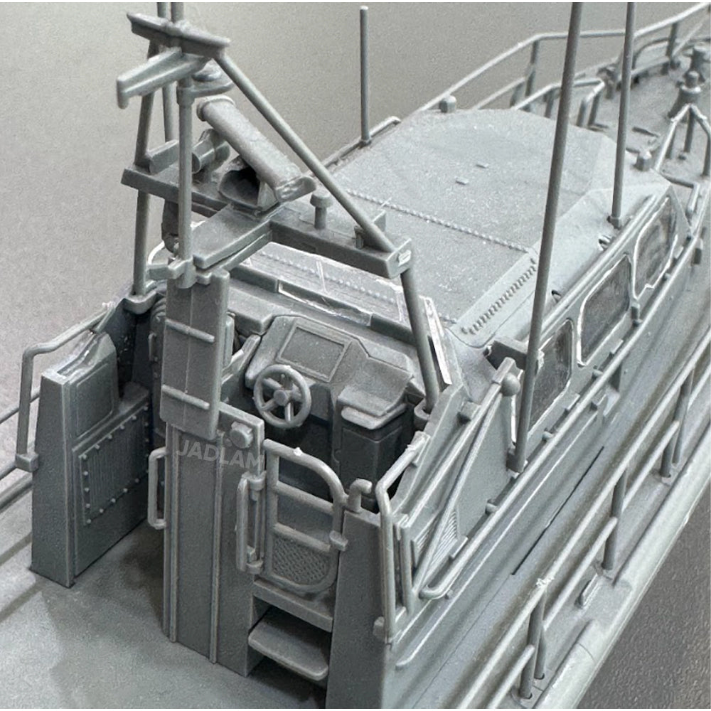 Airfix A55015 RNLI Shannon Class Lifeboat 1:72 Model Kit Starter Set & Decals