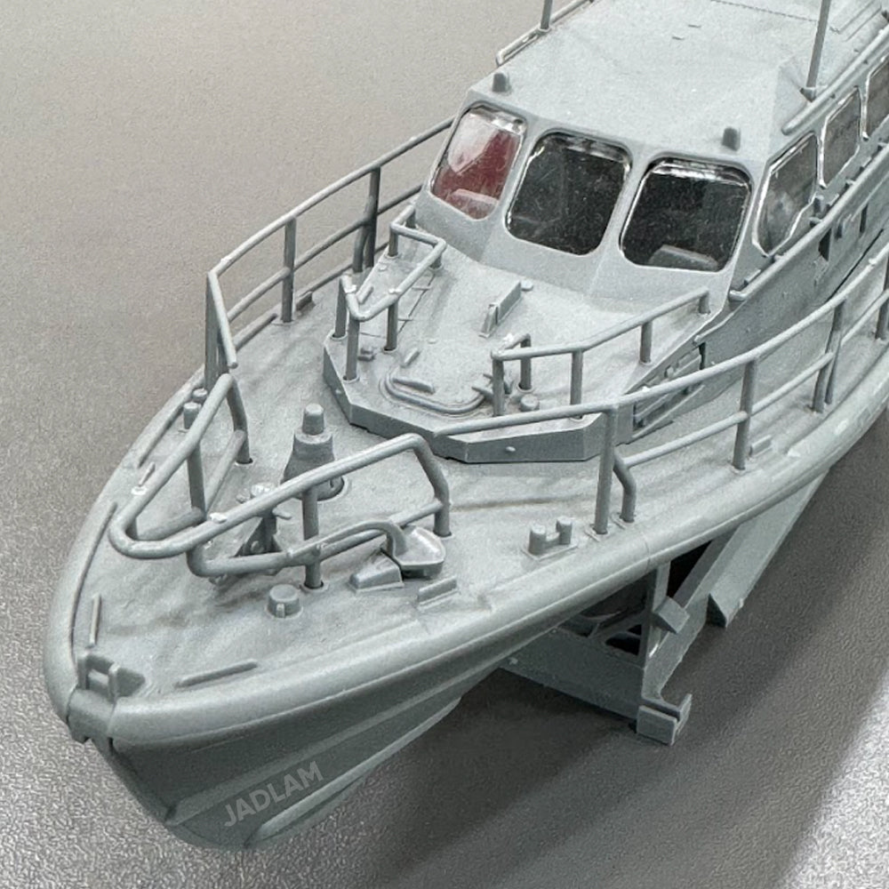 Airfix A55015 RNLI Shannon Class Lifeboat 1:72 Model Kit Starter Set & Decals