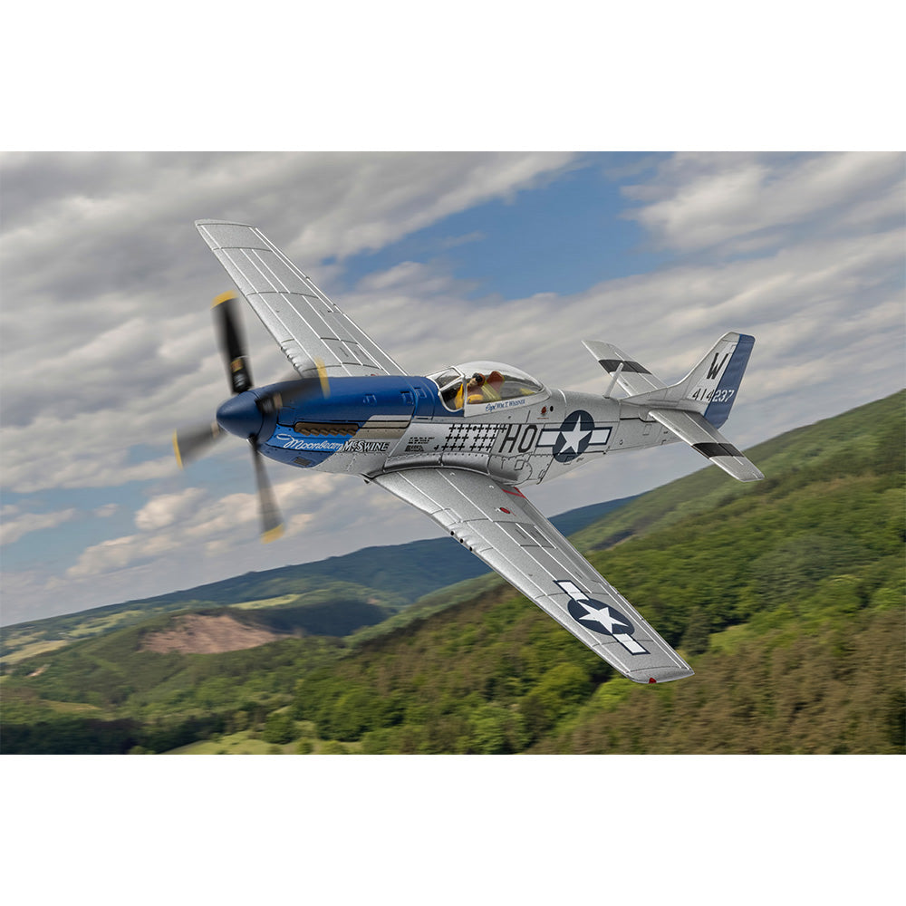 Corgi AA27709 North American P-51D Mustang ‘Moonbeam McSWINE’ 1:72 Diecast Model